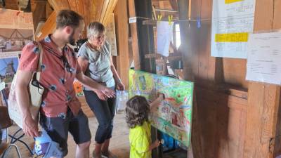 Auch unser Wimmelbrett wurde von den Kleinsten angenommen.