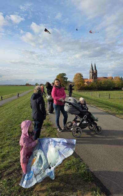 Teilnehmer des Drachenwettbewerbes