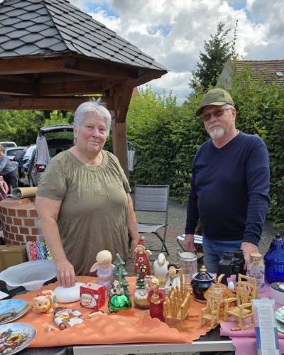 Verkaufsstand mit Trödel