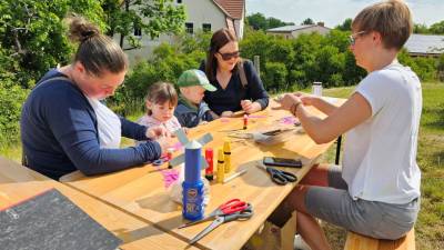 Das Angebot, Mühlen selbst zu basteln, wurde gerne angenommen.