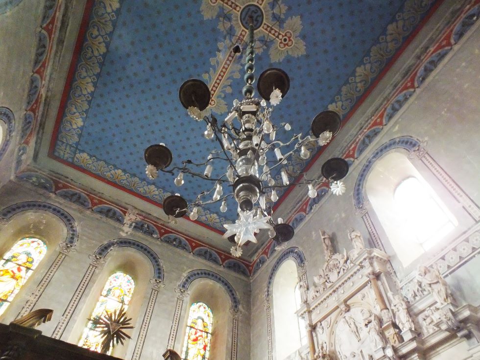der gereinigte Kronleuchter in der Stadtkirche Jerichow